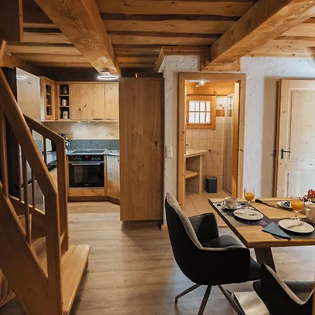 Meizeit Huttendorf Holiday home Turracher Hoehe