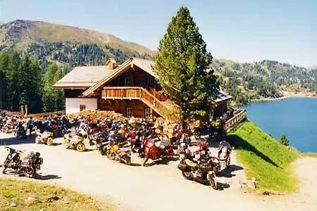 Zeit Huettendorf Turracher Hohe